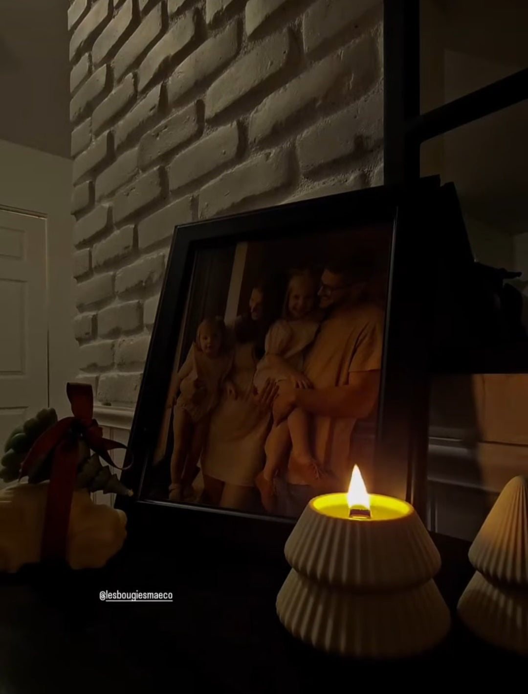 Bougies en pot sapin nervuré 8oz